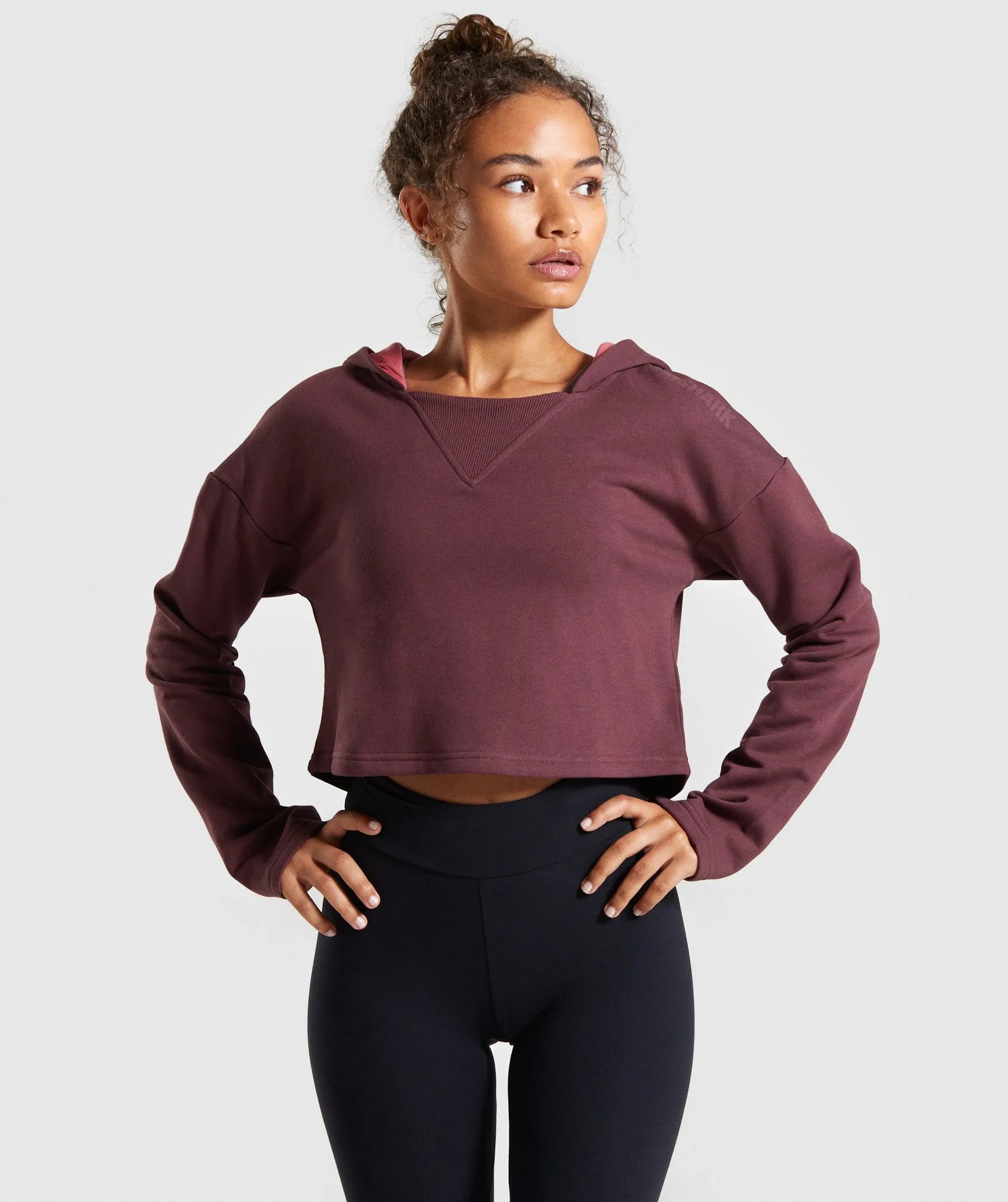 Gymshark Solo Cropped Hoodie - Berry Red