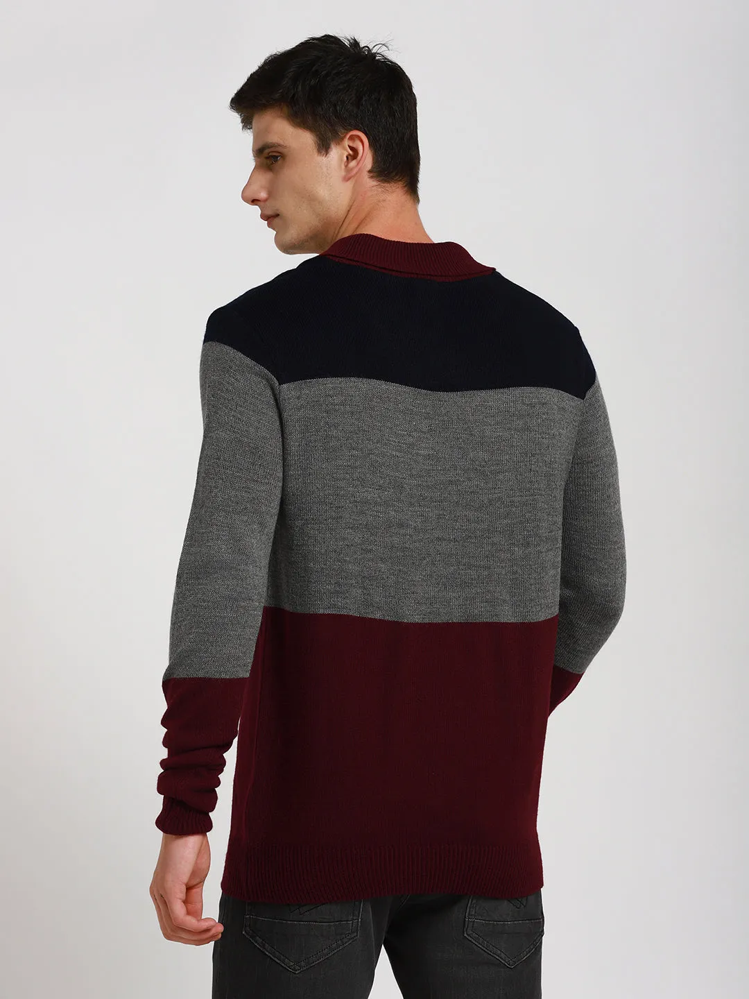 Men's  Navy Colorblock V-neck Pullover sweater